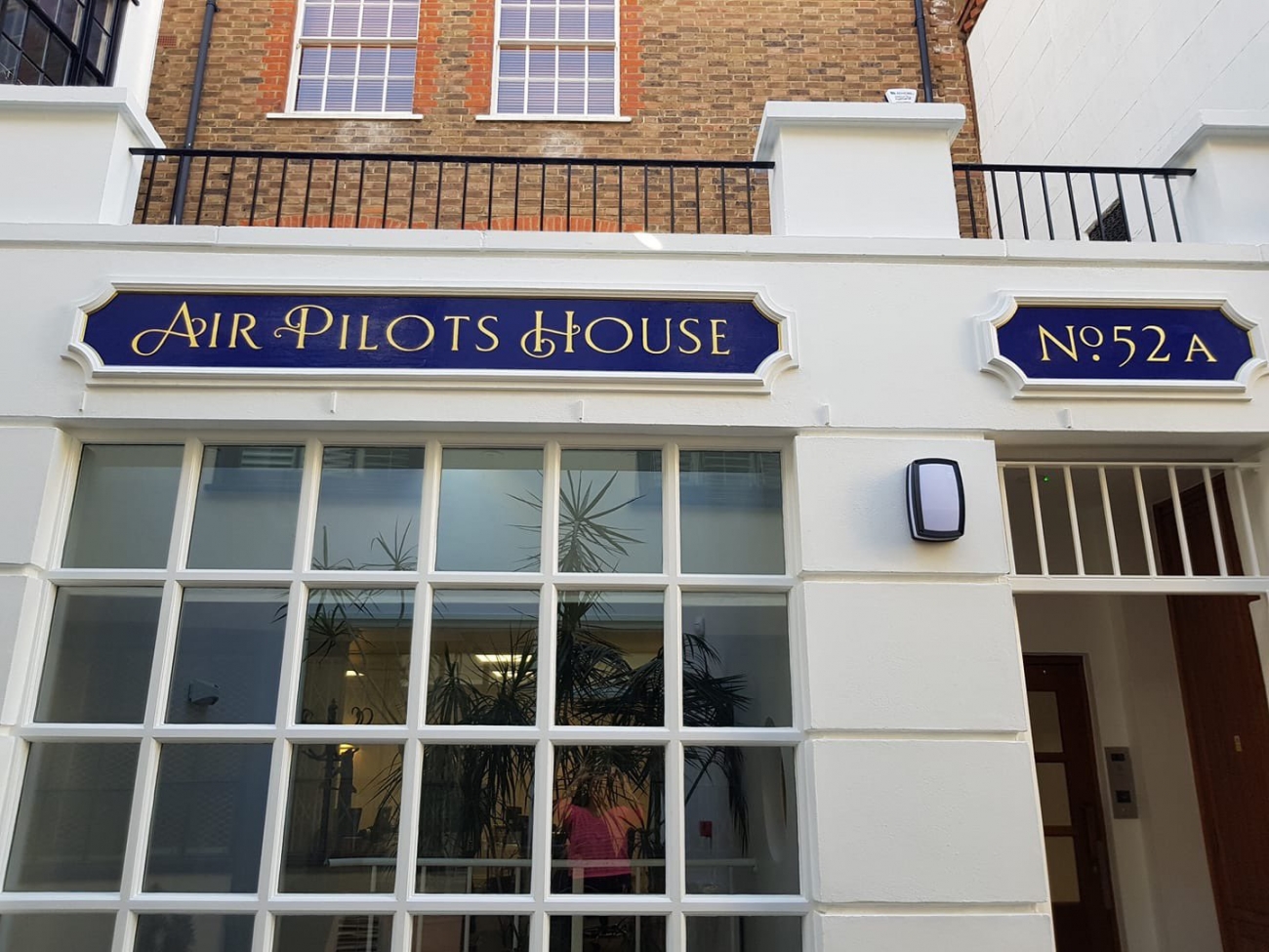 Air Pilots House